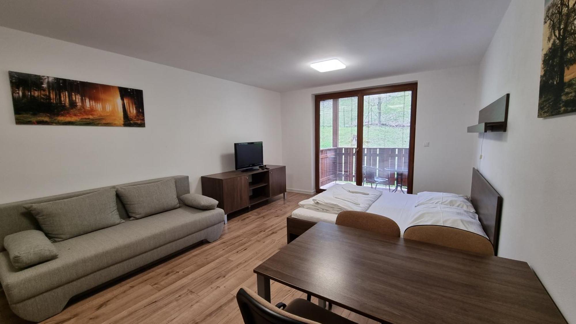 Fatrapark 2 Apartments Hrabovo - Hlavna Recepcia Ruzomberok Kamer foto