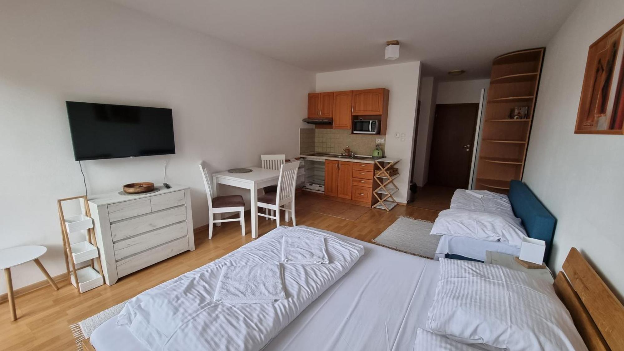 Fatrapark 2 Apartments Hrabovo - Hlavna Recepcia Ruzomberok Kamer foto