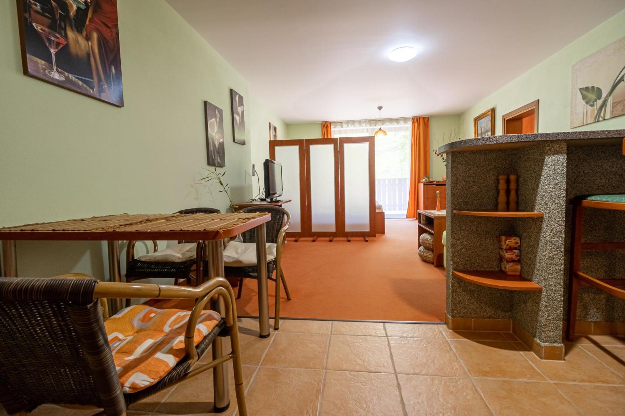 Fatrapark 2 Apartments Hrabovo - Hlavna Recepcia Ruzomberok Kamer foto