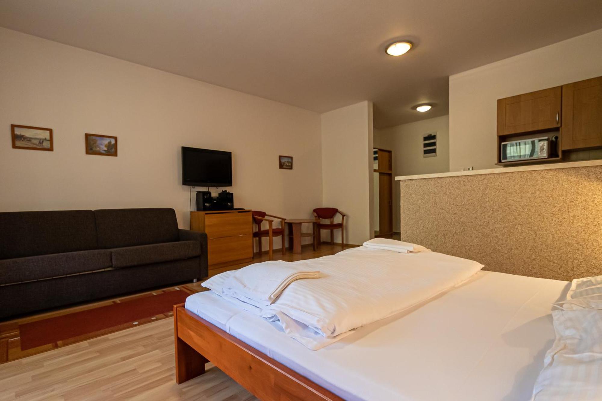 Fatrapark 2 Apartments Hrabovo - Hlavna Recepcia Ruzomberok Kamer foto