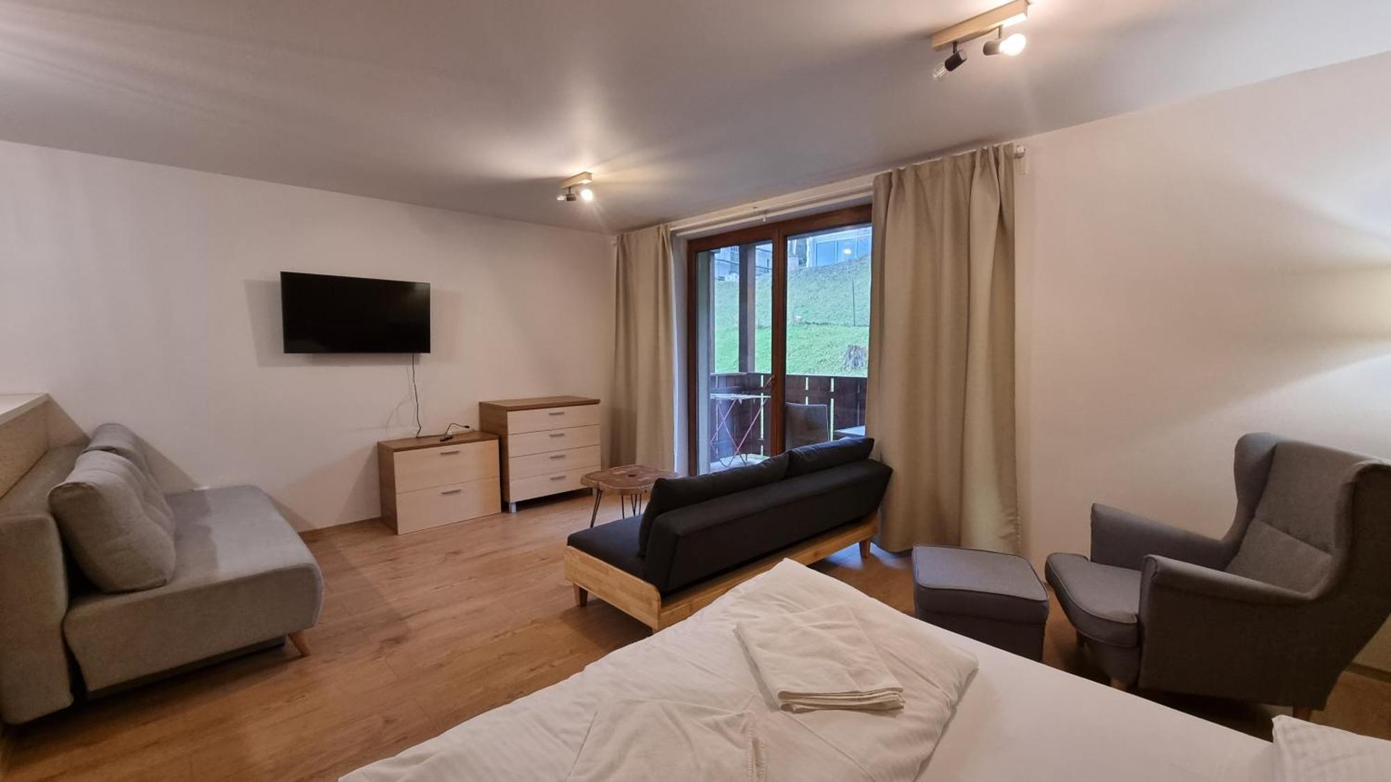 Fatrapark 2 Apartments Hrabovo - Hlavna Recepcia Ruzomberok Buitenkant foto